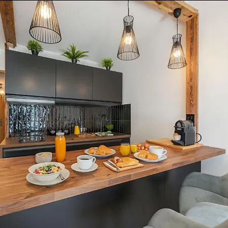 Cosy Nest With Balcony In The Middle Of Argentière