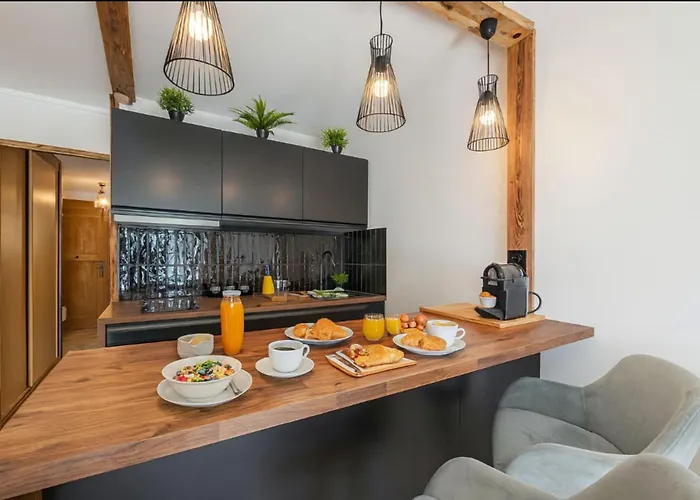 Cosy Nest With Balcony In The Middle Of Argentière